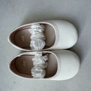 🌸 Girls White Spring Dress Shoes with Flowers 🌸